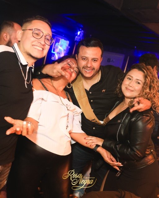 uxia17 en tamaño mediano